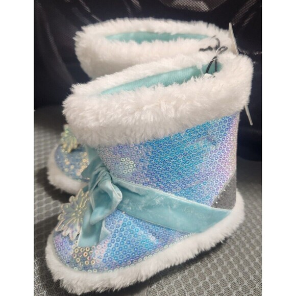 Little Girls Small 5/6 Frozen Bedroom Slippers Velvet Ribbons Fur Bedroom Shoes - Picture 4 of 6